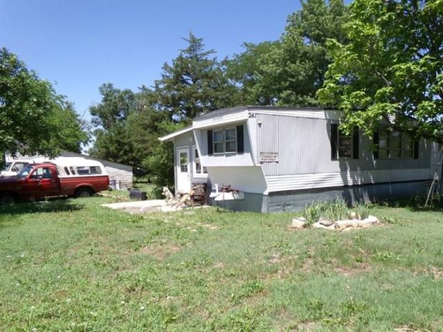 House for sale in Agra, Phillips County