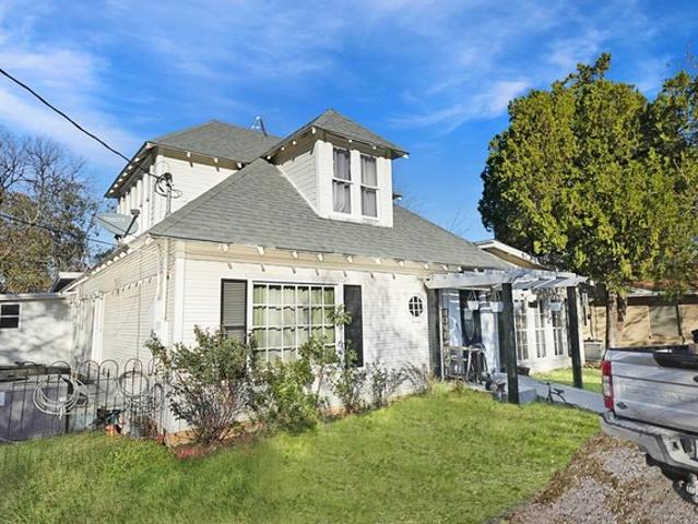 House for sale in De Leon, Texas