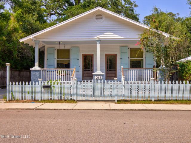 House for sale in Bay Saint Louis, Mississippi