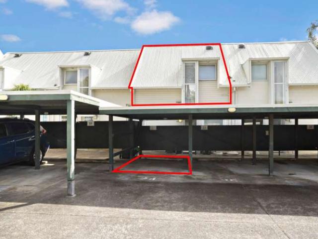 Townhouse for sale in Owhata, Oroua County