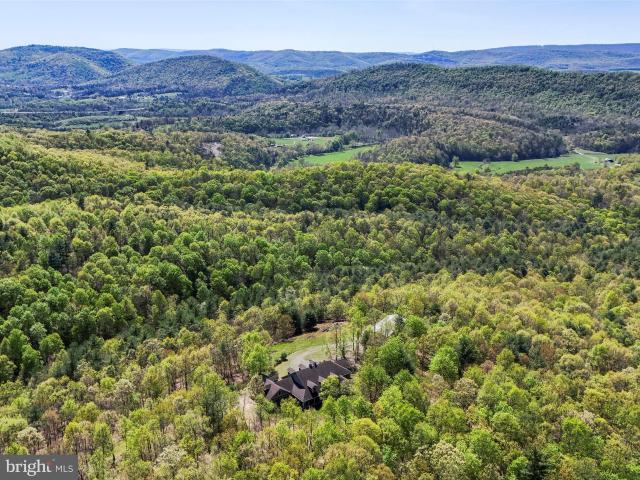 House for sale in Flintstone, Maryland