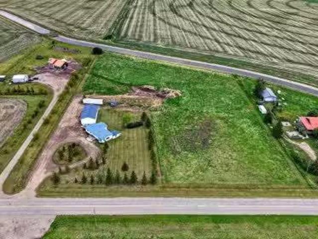 House for sale in Alberta