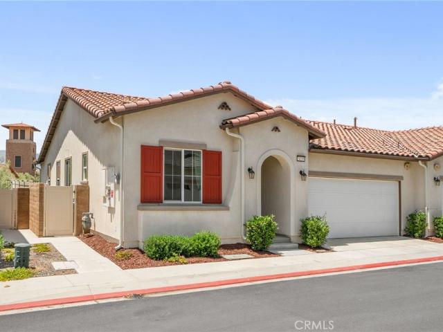 Condo for sale in Corona