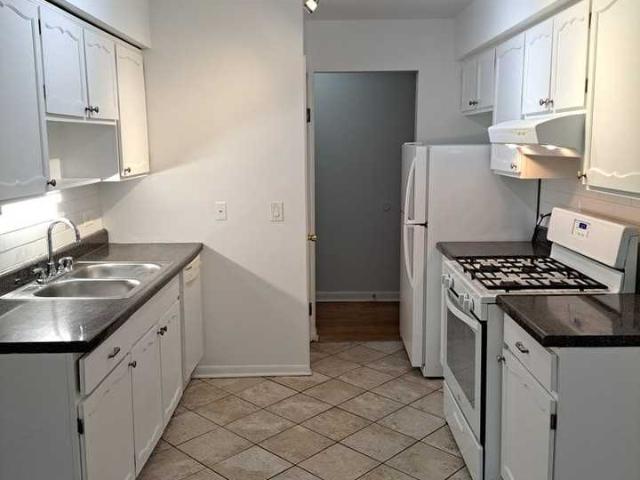 Apartment for rent in Homewood, Illinois