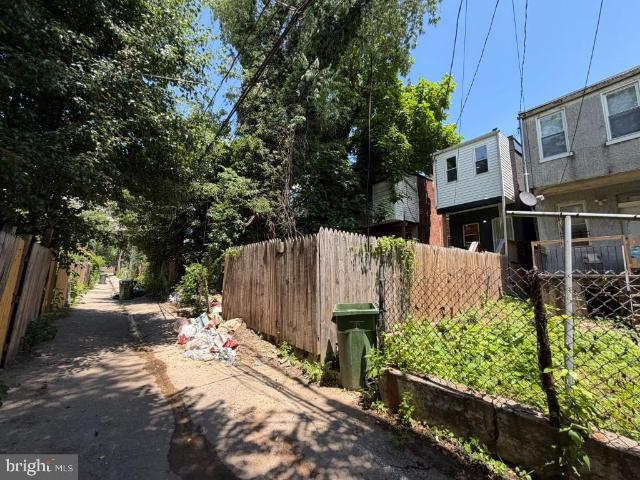 Townhouse for sale in Gibsonton, Maryland