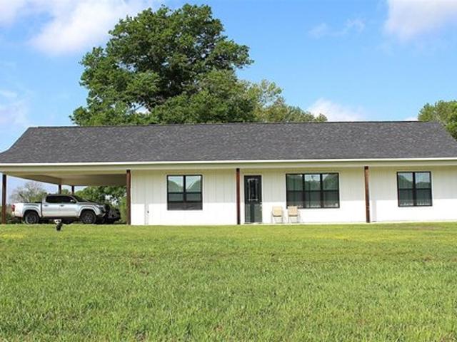 House for sale in New Boston, Texas