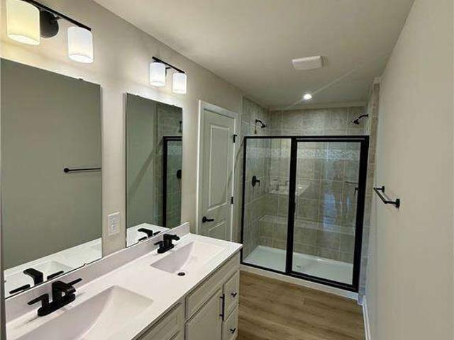 Townhouse for sale in Gainesville, Hall County