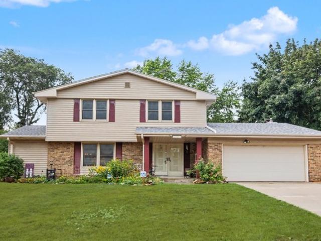 House for sale in Waukesha, Wisconsin