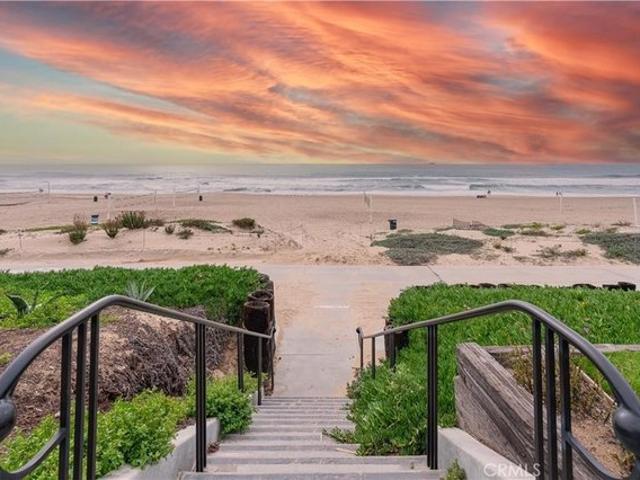 House for sale in Manhattan Beach, California