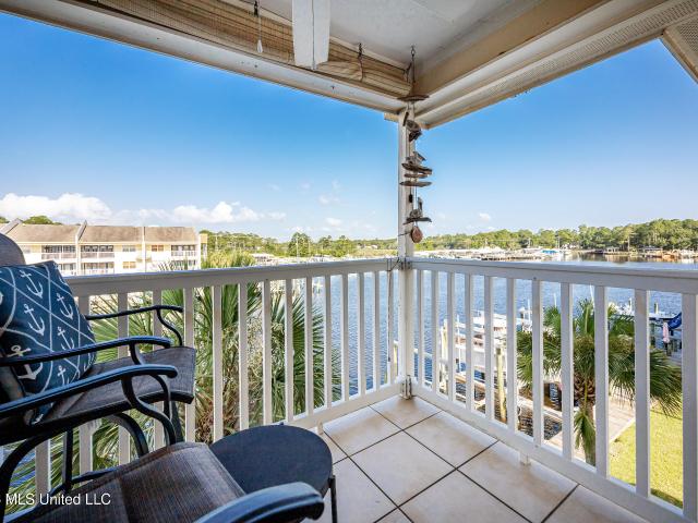 Condo for sale in Ocean Springs, Mississippi