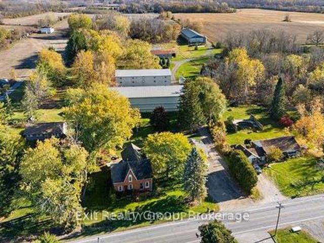 House for sale in Ontario