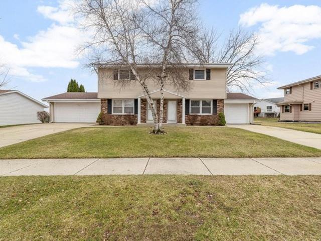 Condo for sale in West Bend, Wisconsin