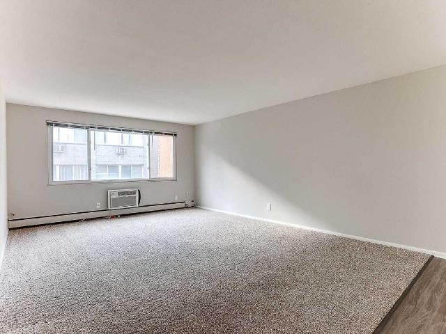 Apartment for rent in Hennepin, Minnesota
