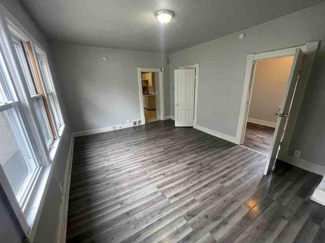 Apartment for rent in Lincoln Village, Milwaukee