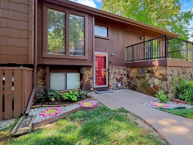 Condo for sale in Kansas