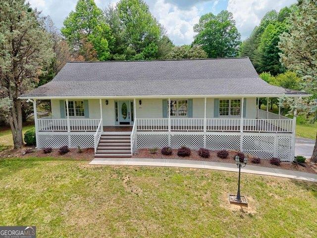 House for sale in Hiawassee, Georgia