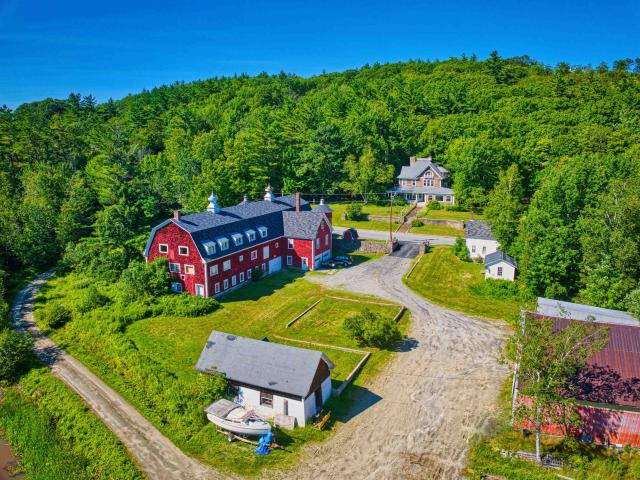 House for sale in Sunapee