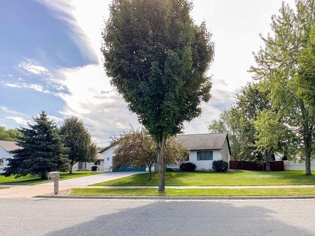 House for sale in Onalaska, La Crosse County