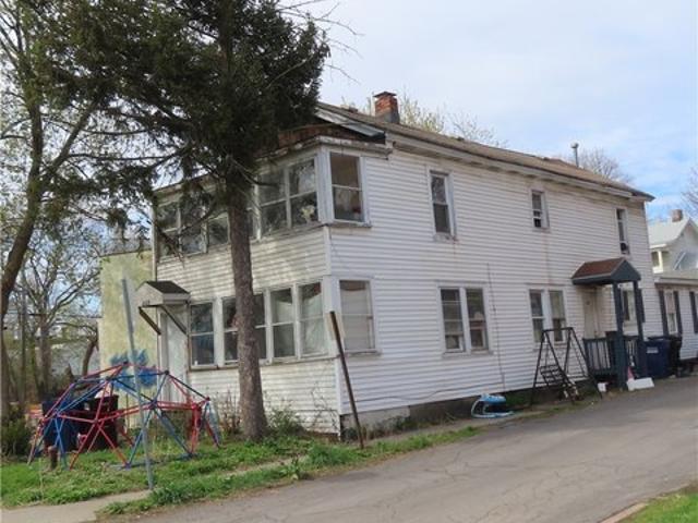 House for sale in Syracuse, New York