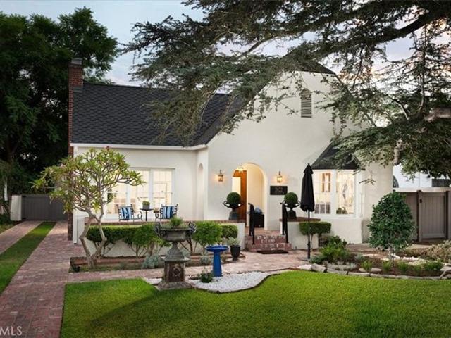 House for sale in Santa Ana, California