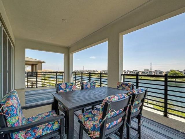 Condo for sale in Solano, California