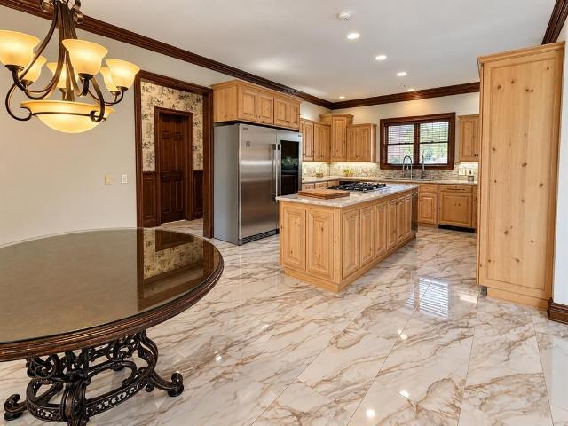 House for sale in Clinton, Custer County