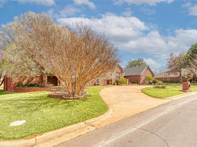 House for sale in Clinton, Oklahoma