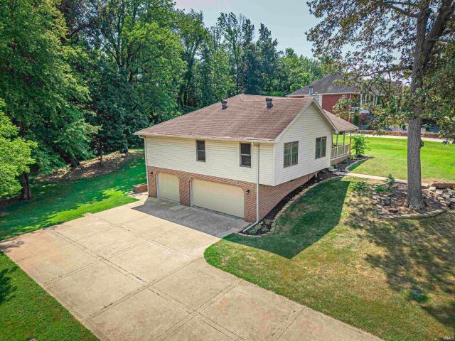 House for sale in Newburgh, Indiana