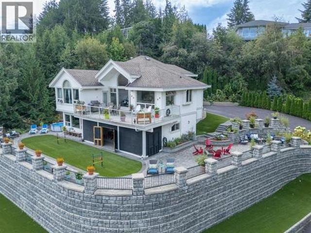 House for sale in Blind Bay, British Columbia