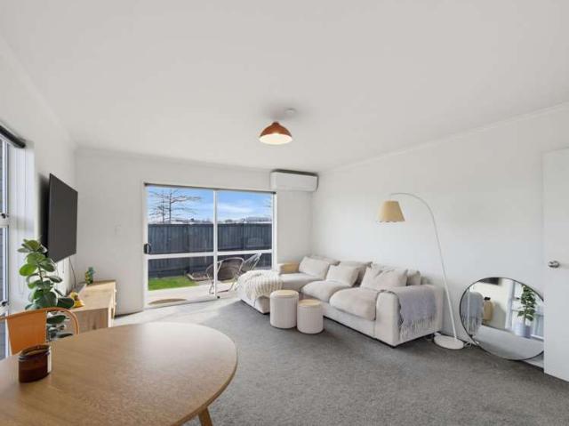Apartment for sale in Heathcote, Canterbury