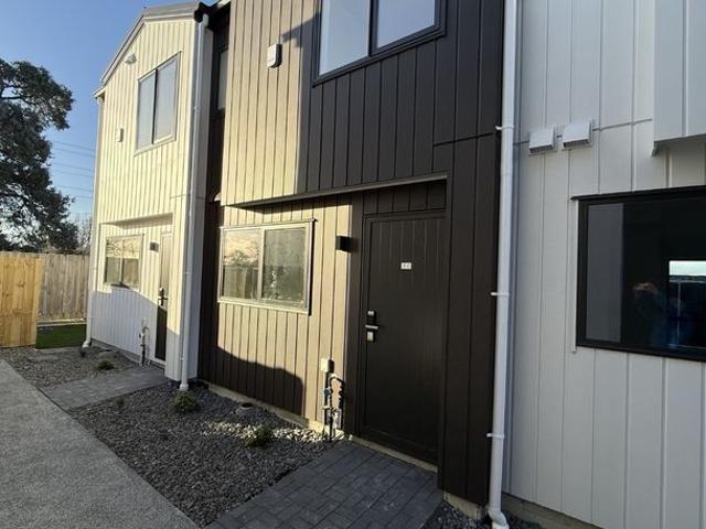 House for rent in Papakura
