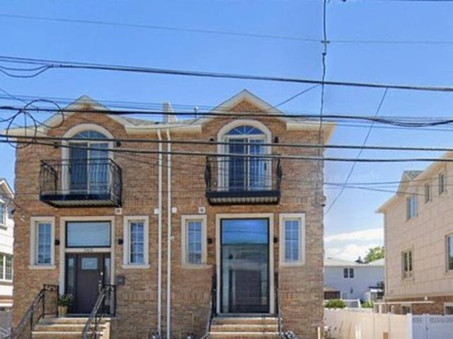 House for sale in Arverne, New York