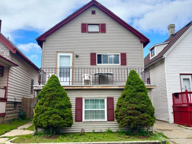 House for sale in Milwaukee, Wisconsin