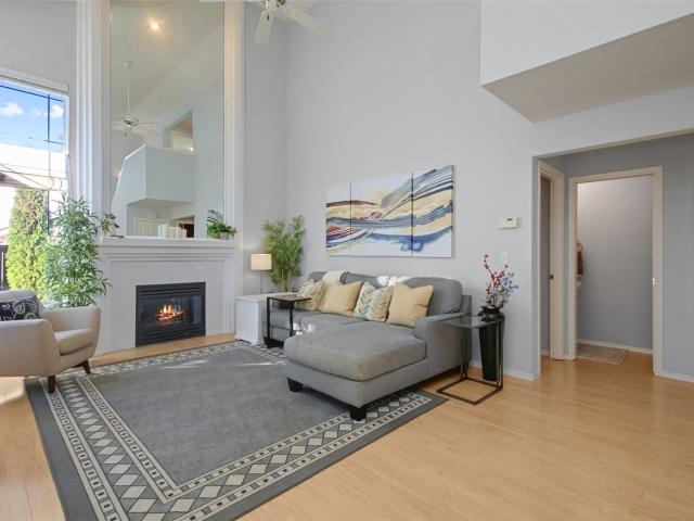Condo for sale in Kennard Corner, Bothell