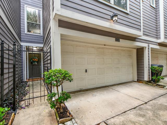 Townhouse for sale in Houston
