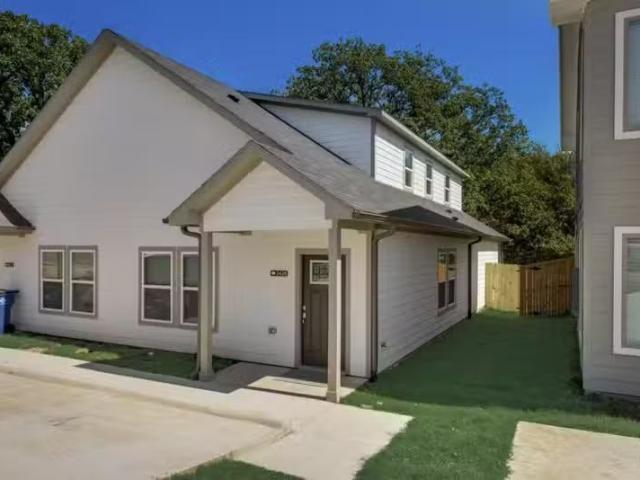 Condo for rent in Sherman