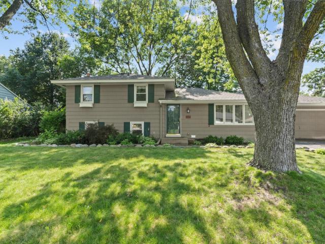 House for sale in Brooklyn Park House for sale in Brooklyn Park