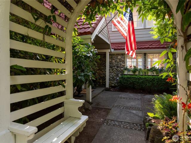 House for sale in Belfair, Washington