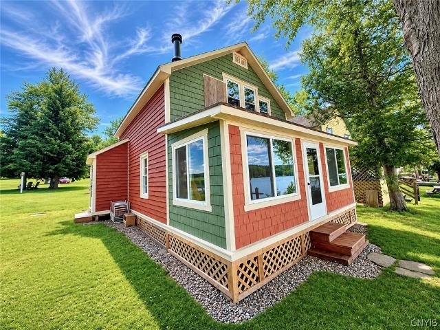 House for sale in Eaton, New York