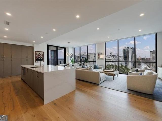 Condo for sale in Atlanta, Georgia