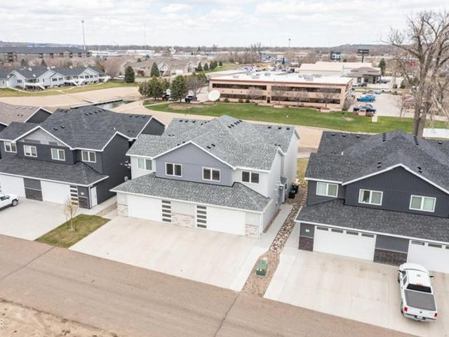 Townhouse for sale in Mandan, North Dakota