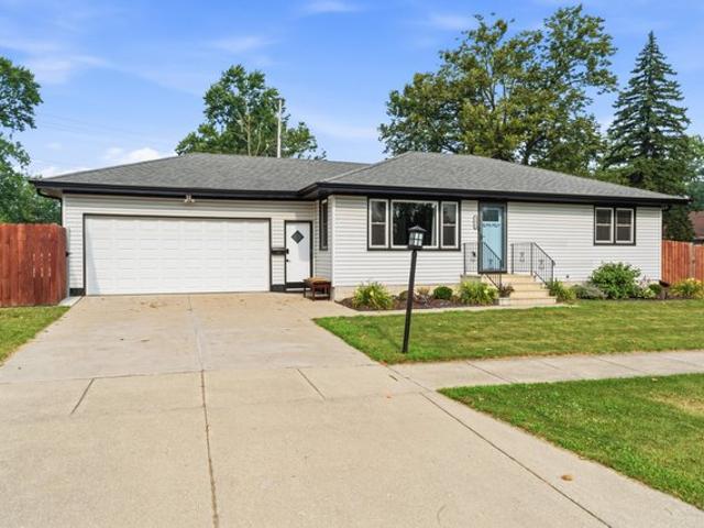 House for sale in Dyer, Indiana