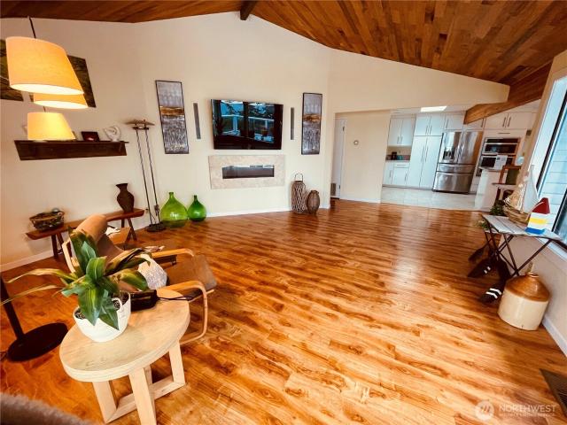 House for sale in Langley, Island County