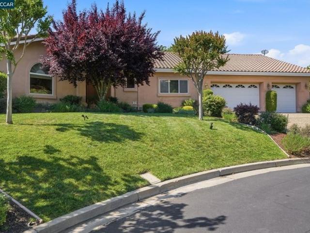 House for sale in Alamo, California
