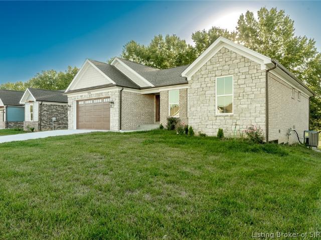 House for sale in Jeffersonville, Indiana