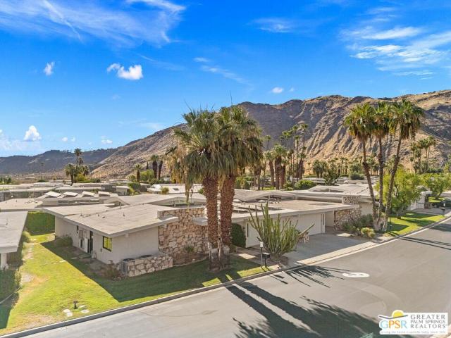 Condo for sale in Palm Springs, California