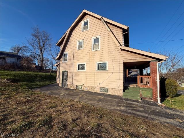 House for sale in Youngstown, Ohio