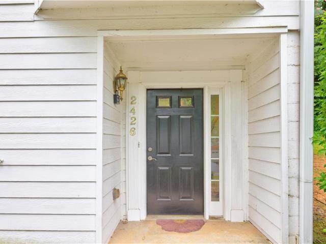 Townhouse for sale in Duluth, Georgia