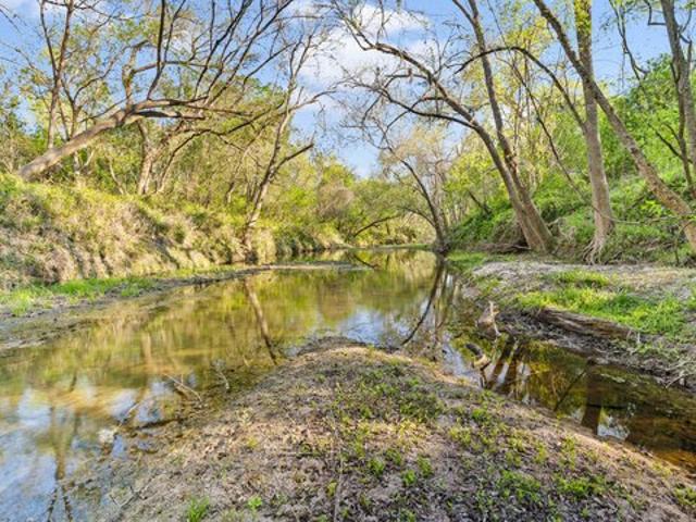 Farm for sale in Edna, Texas
