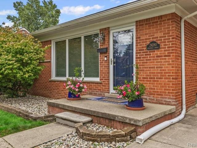 House for sale in Oak Park, Oakland County
